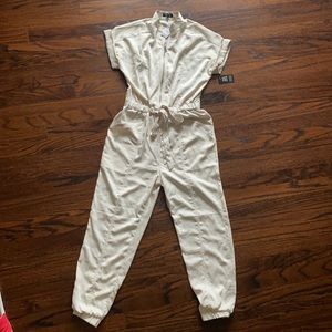 NWT Express jumpsuit XS off white cream
